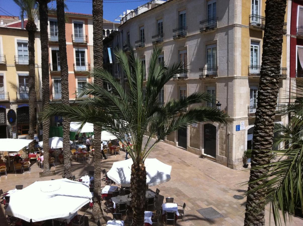 Barrio Boutik Hostal Long Stays - Alicante — Bilder 1